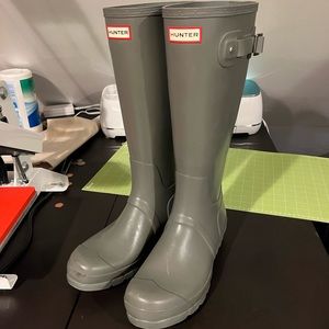 Men’s hunter boots